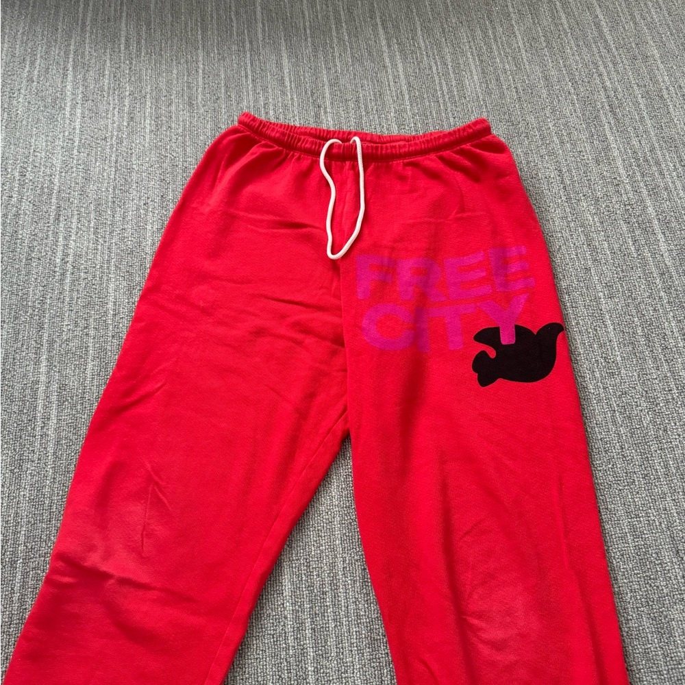 Free City, Size Medium, Red Sweatpants